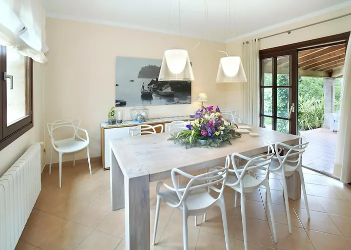 Villa Owl Bookig Rostoya - 10 Min Walk To The Old Town