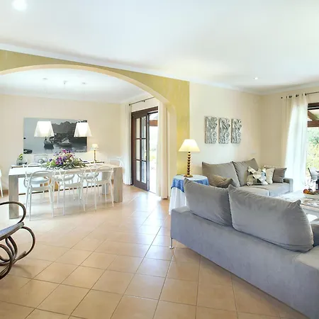 Owl Bookig Rostoya - 10 Min Walk To The Old Town *