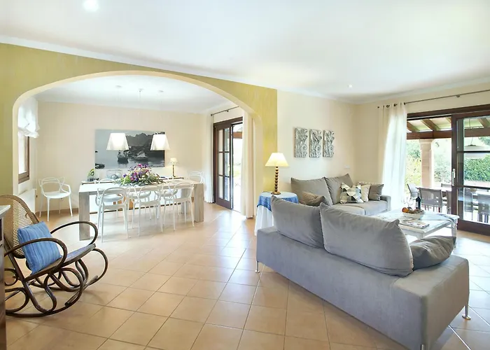 Owl Bookig Rostoya - 10 Min Walk To The Old Town *